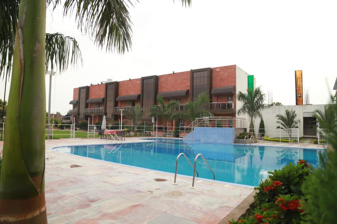 Hotel Sukhdeo Palace Gaya Esterno foto