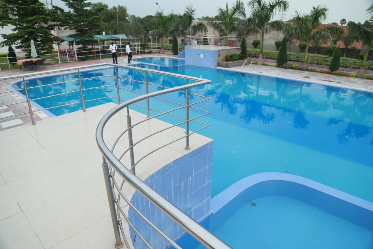 Hotel Sukhdeo Palace Gaya Esterno foto