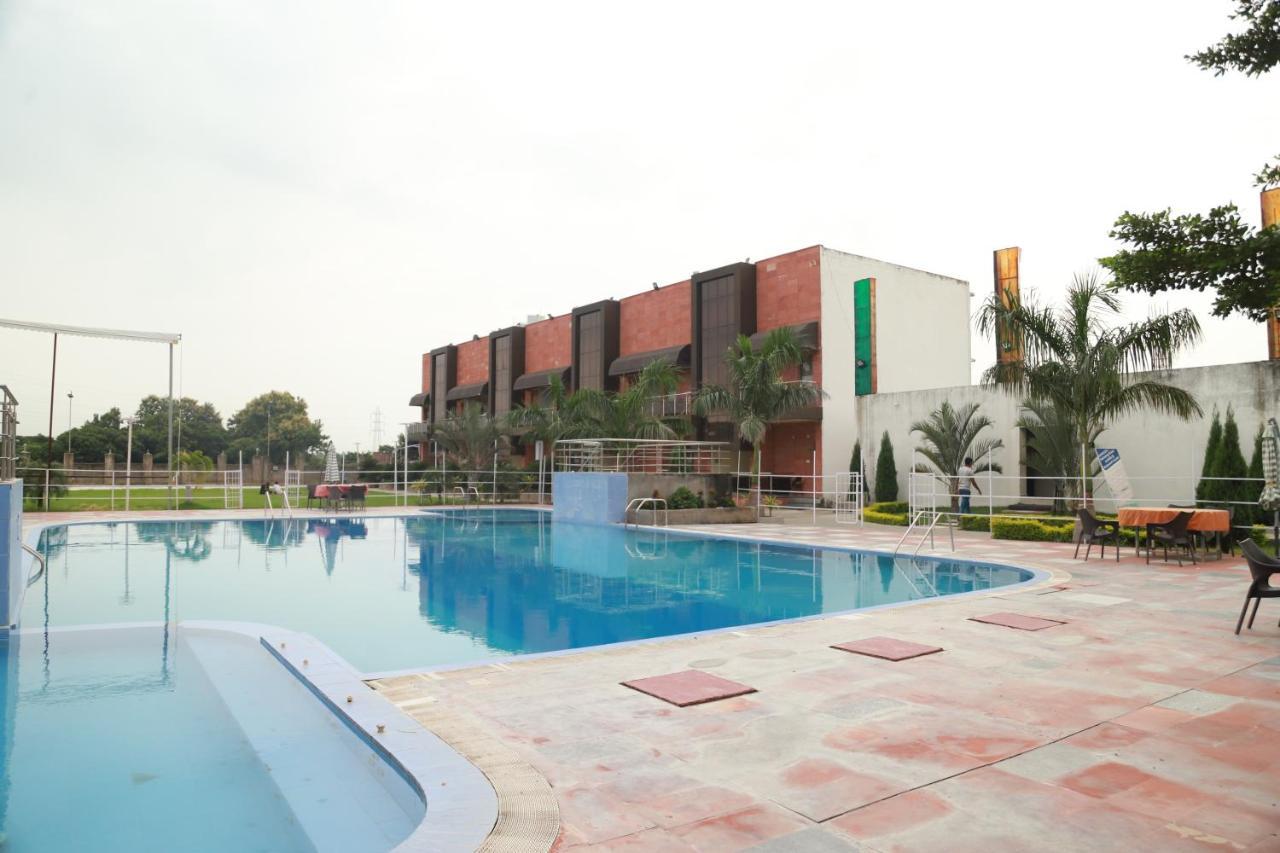 Hotel Sukhdeo Palace Gaya Esterno foto