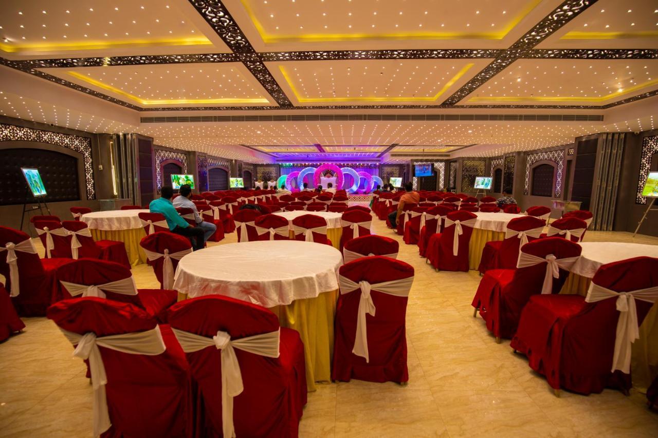 Hotel Sukhdeo Palace Gaya Esterno foto